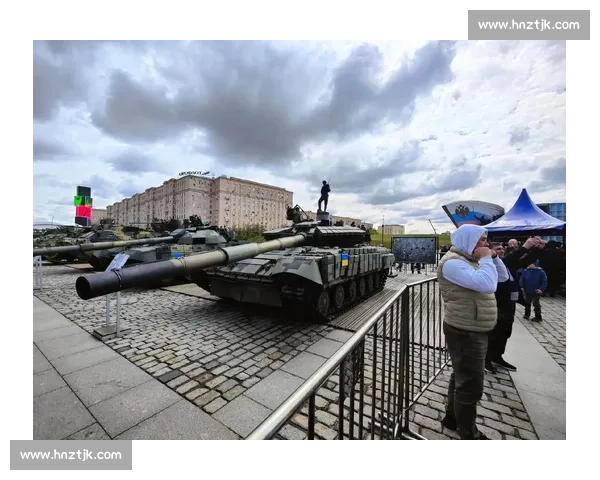 罗萨读秒双响救主!广州豹 2-2 绝平陕西,冲超悬念延续